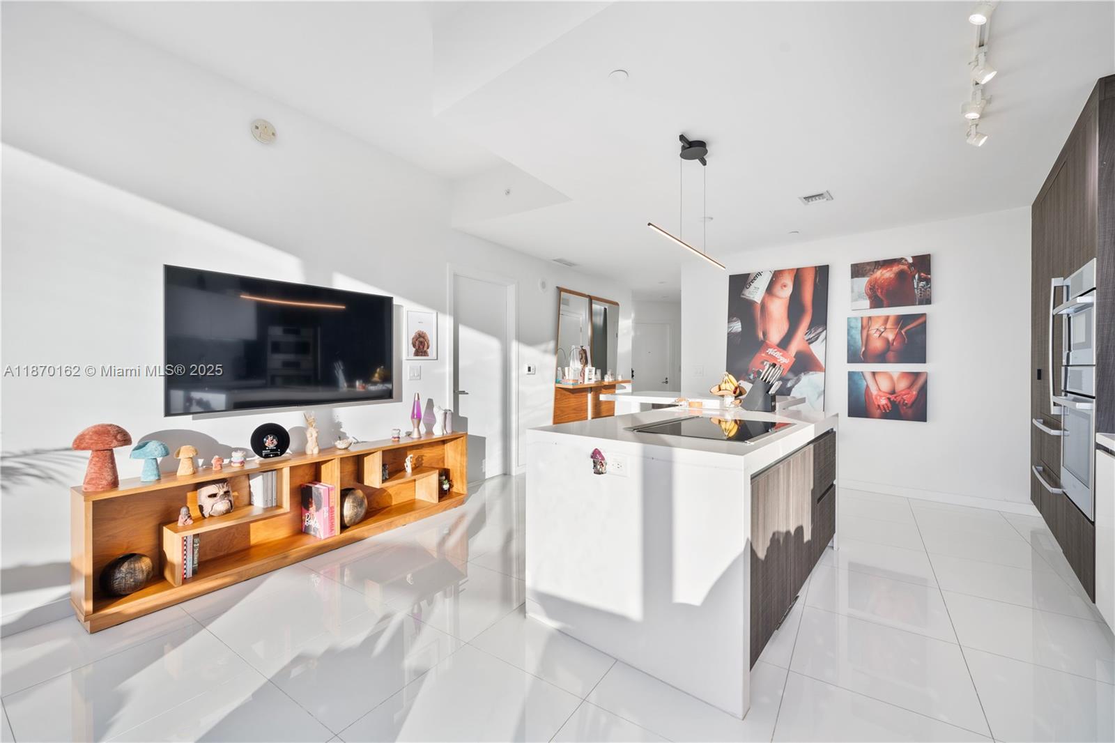 PARAMOUNT MIAMI WORLDCENT - Residential