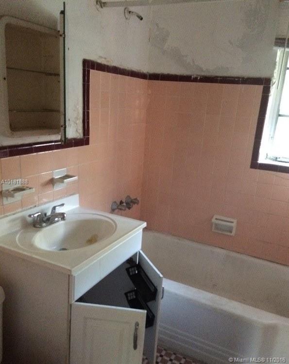 Biscayne Hlnds - Residential