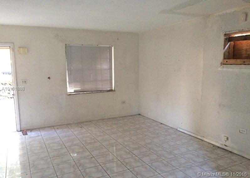 Biscayne Hlnds - Residential