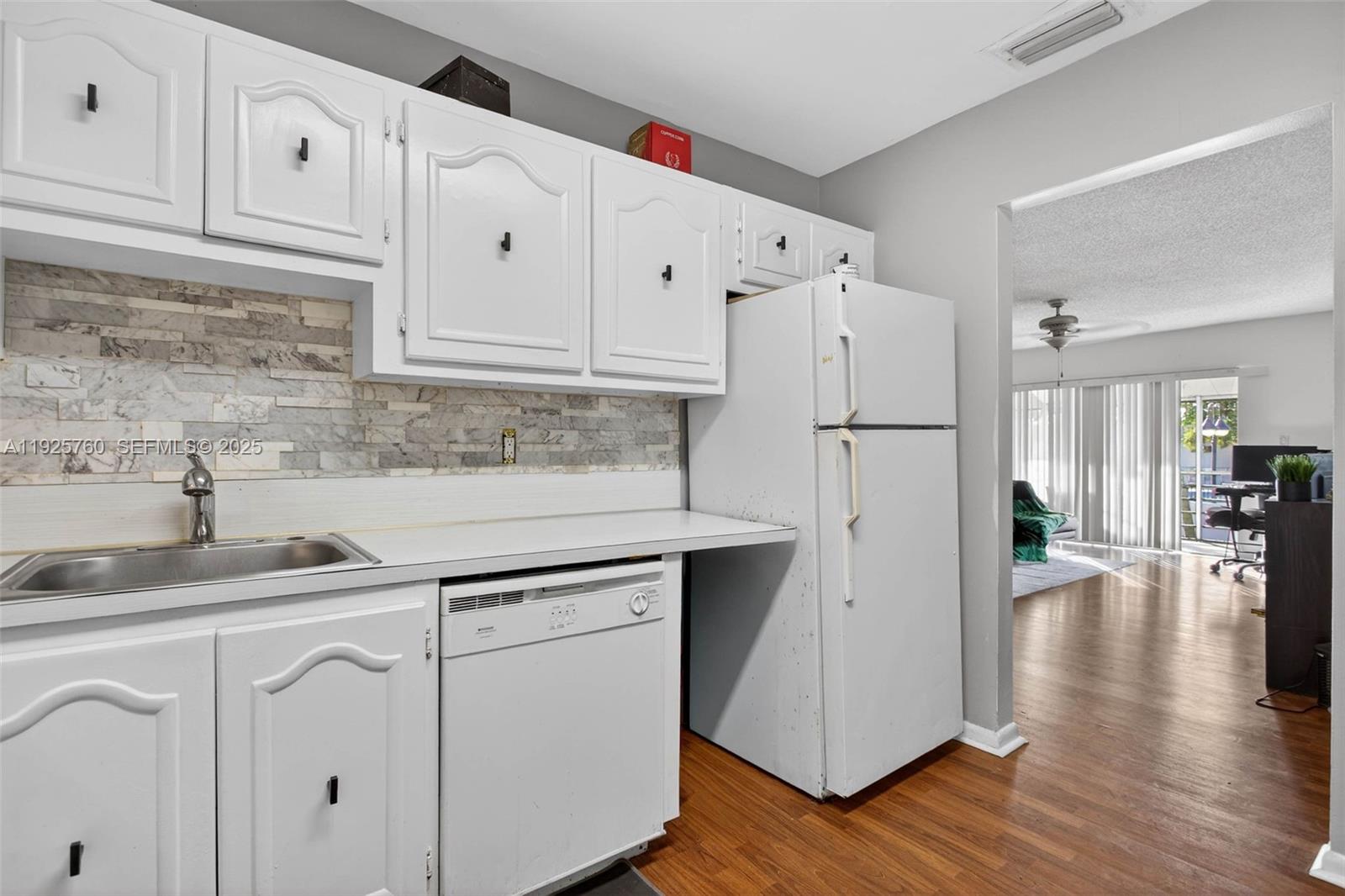 LAURELS AT MARGATE - Residential