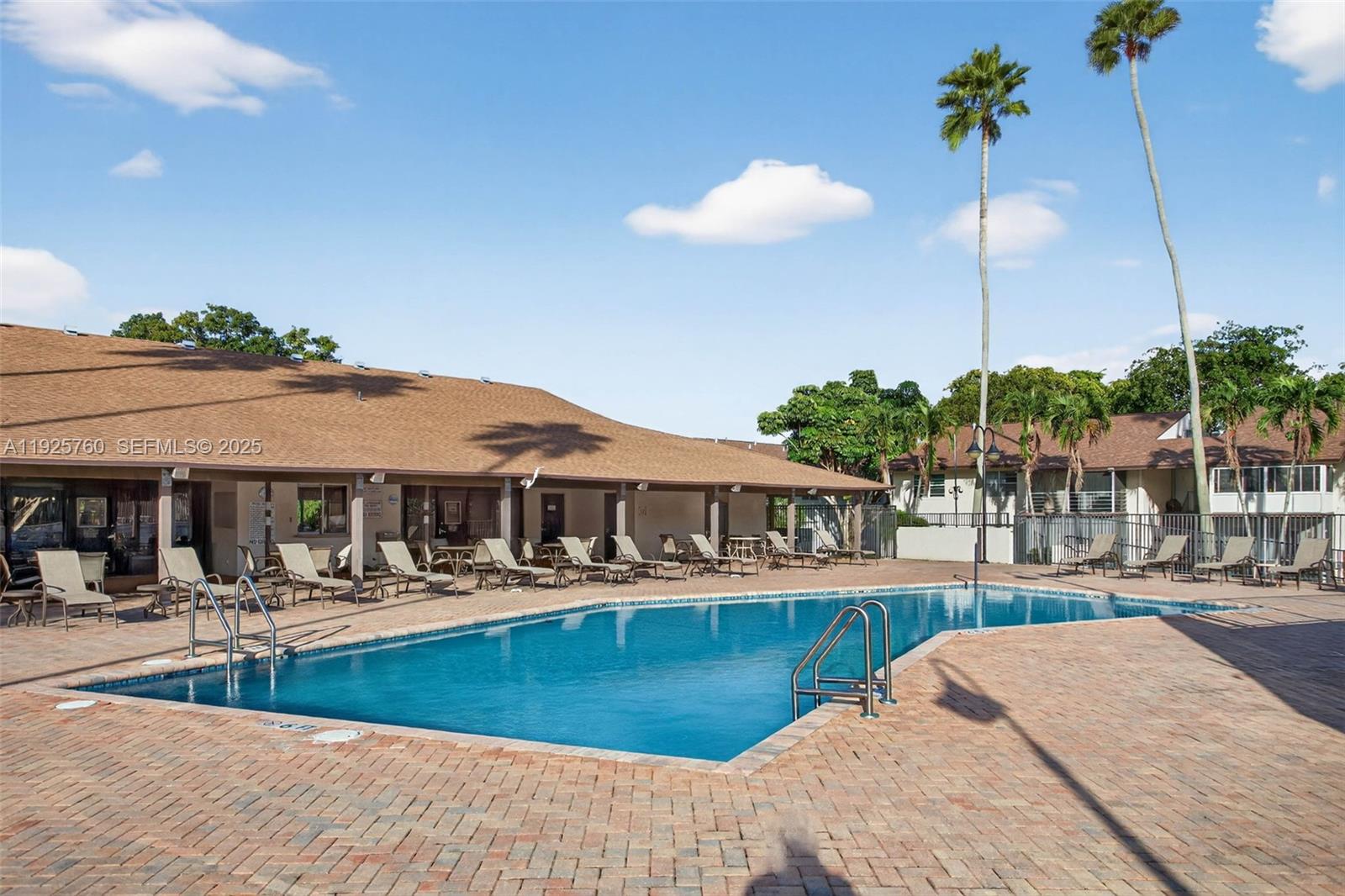 LAURELS AT MARGATE - Residential