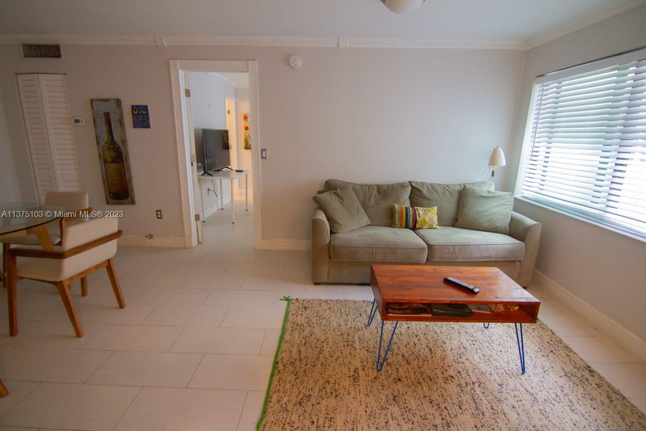 HIBISCUS SOUTH CONDO - Residential Lease