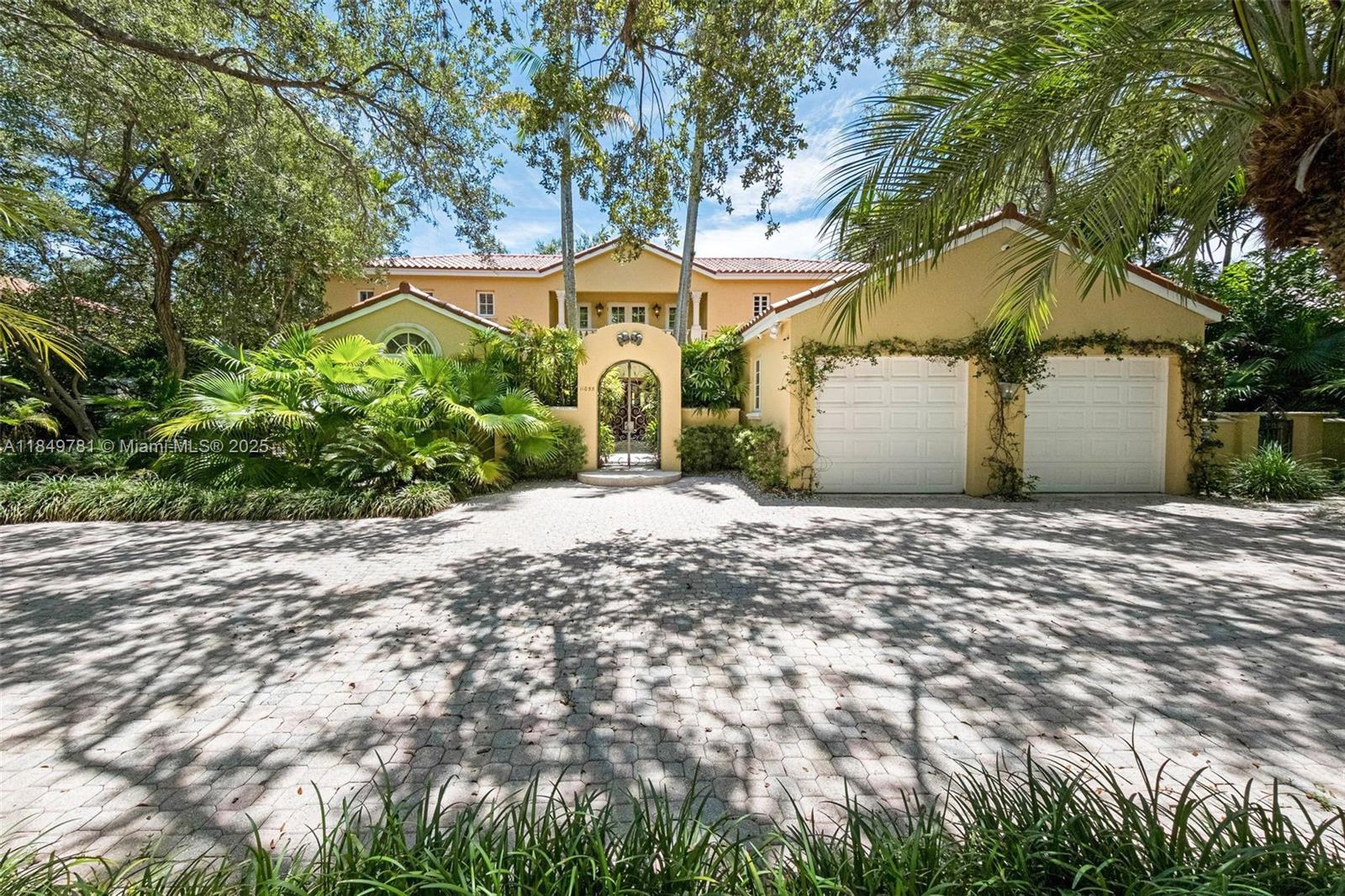 FAIRCHILD OAKS - Residential