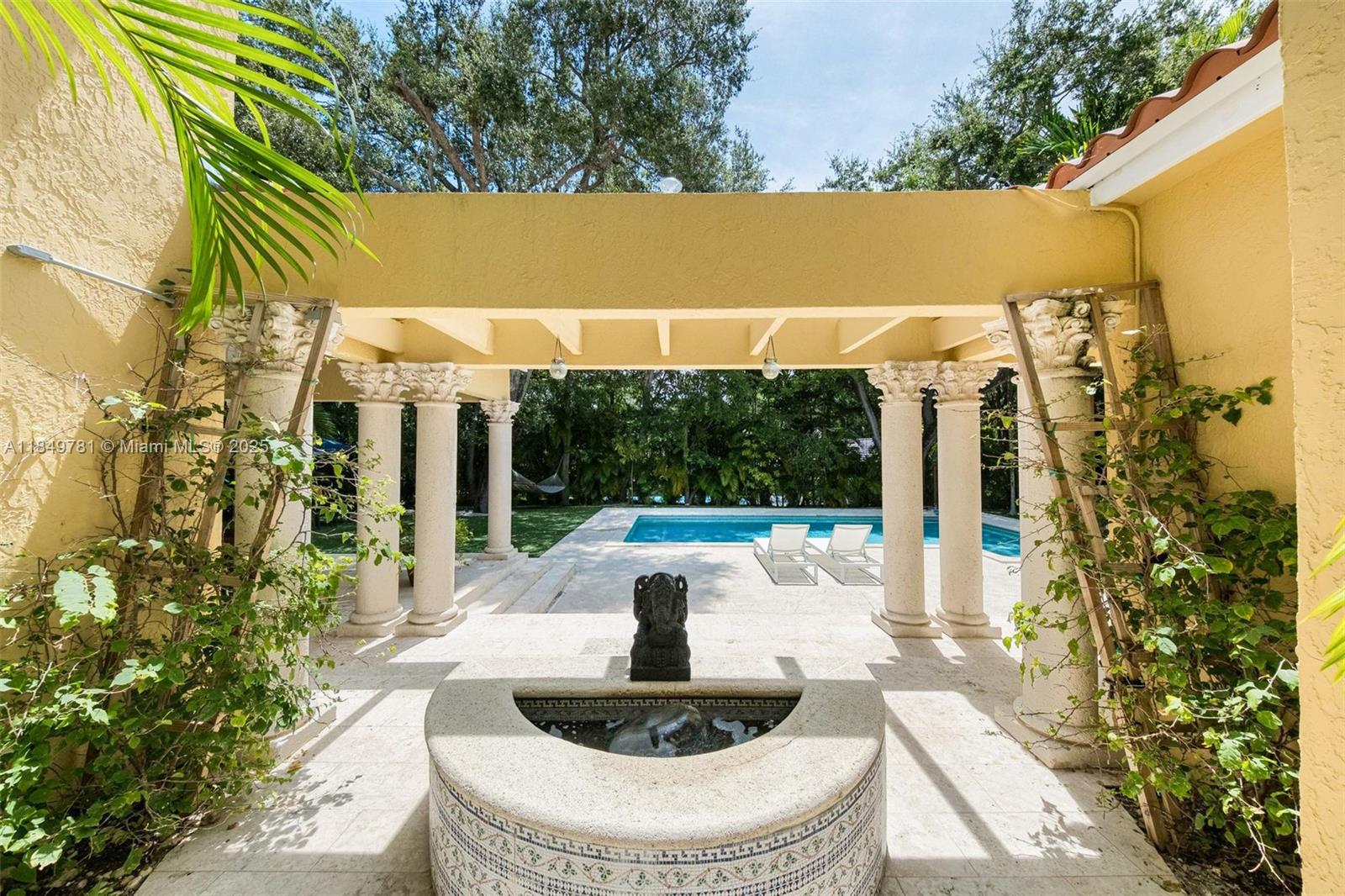 FAIRCHILD OAKS - Residential