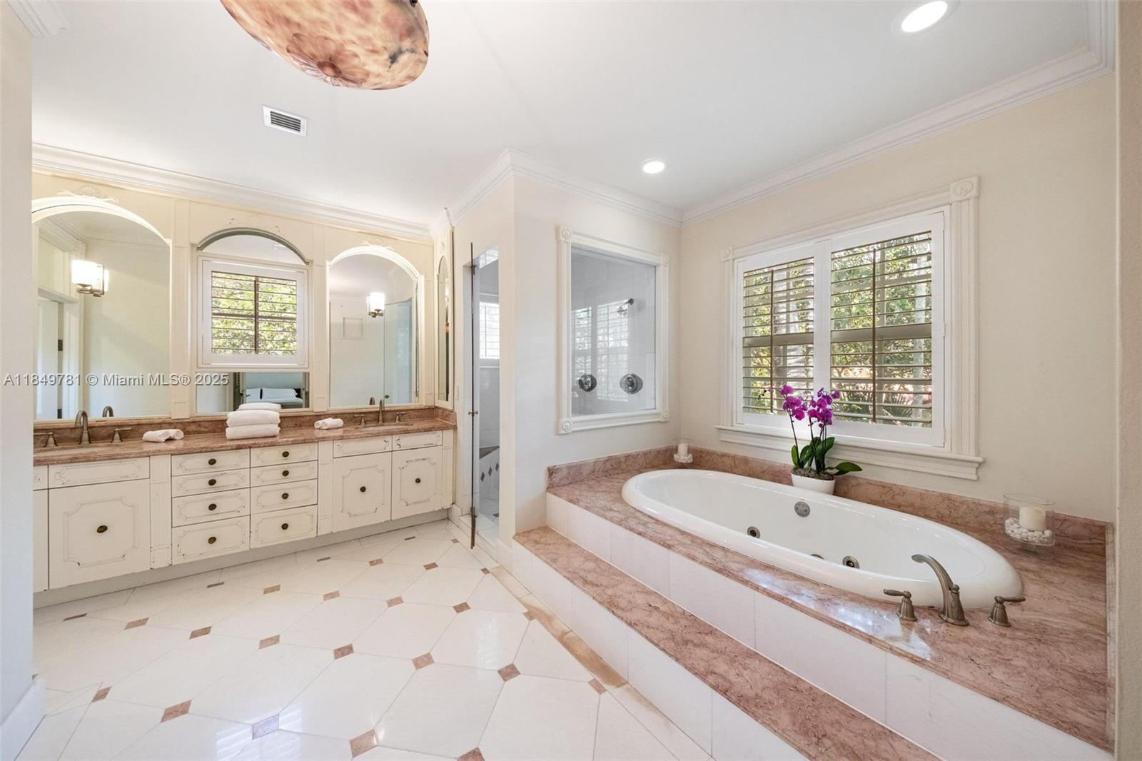 FAIRCHILD OAKS - Residential