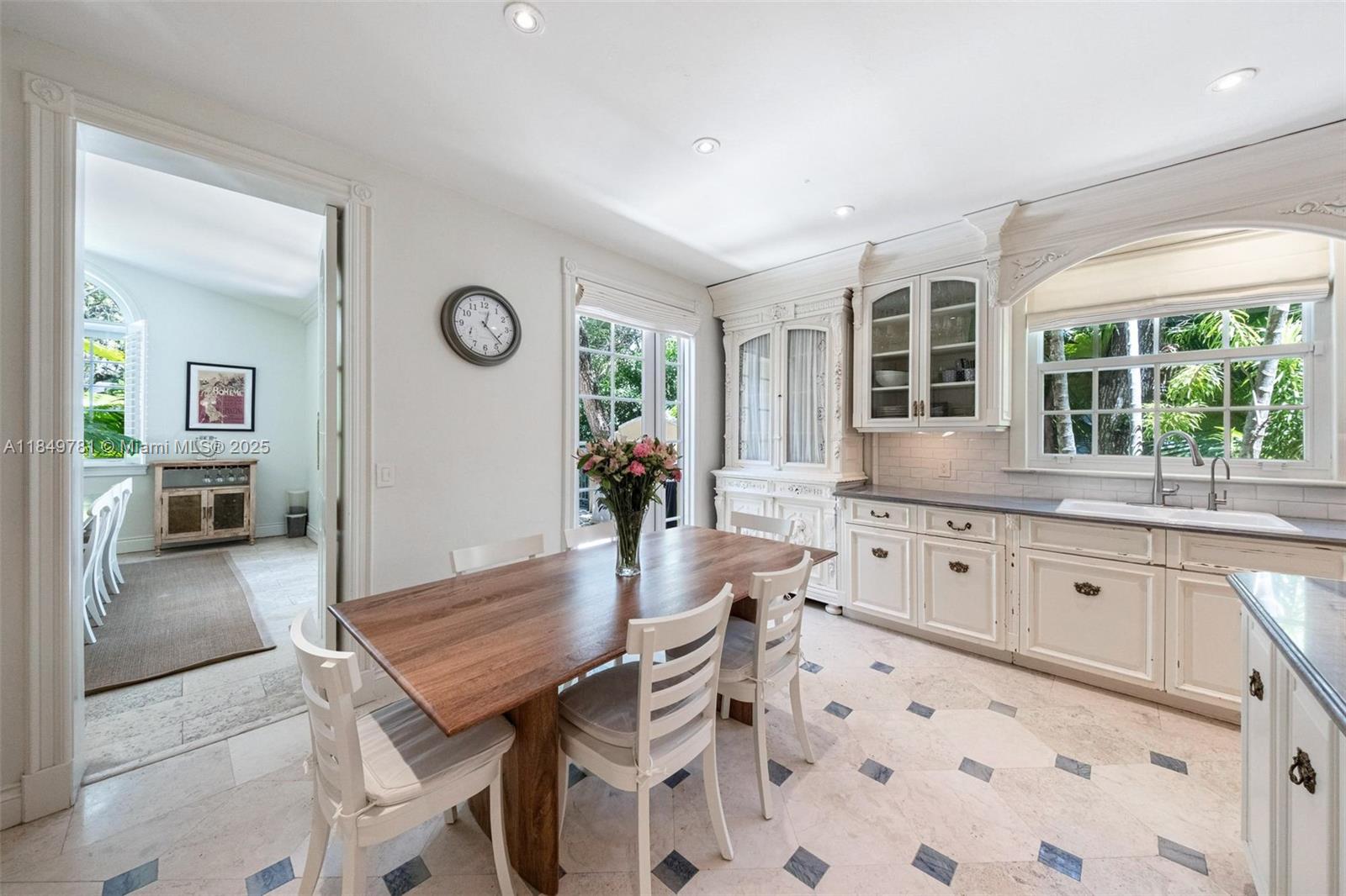 FAIRCHILD OAKS - Residential