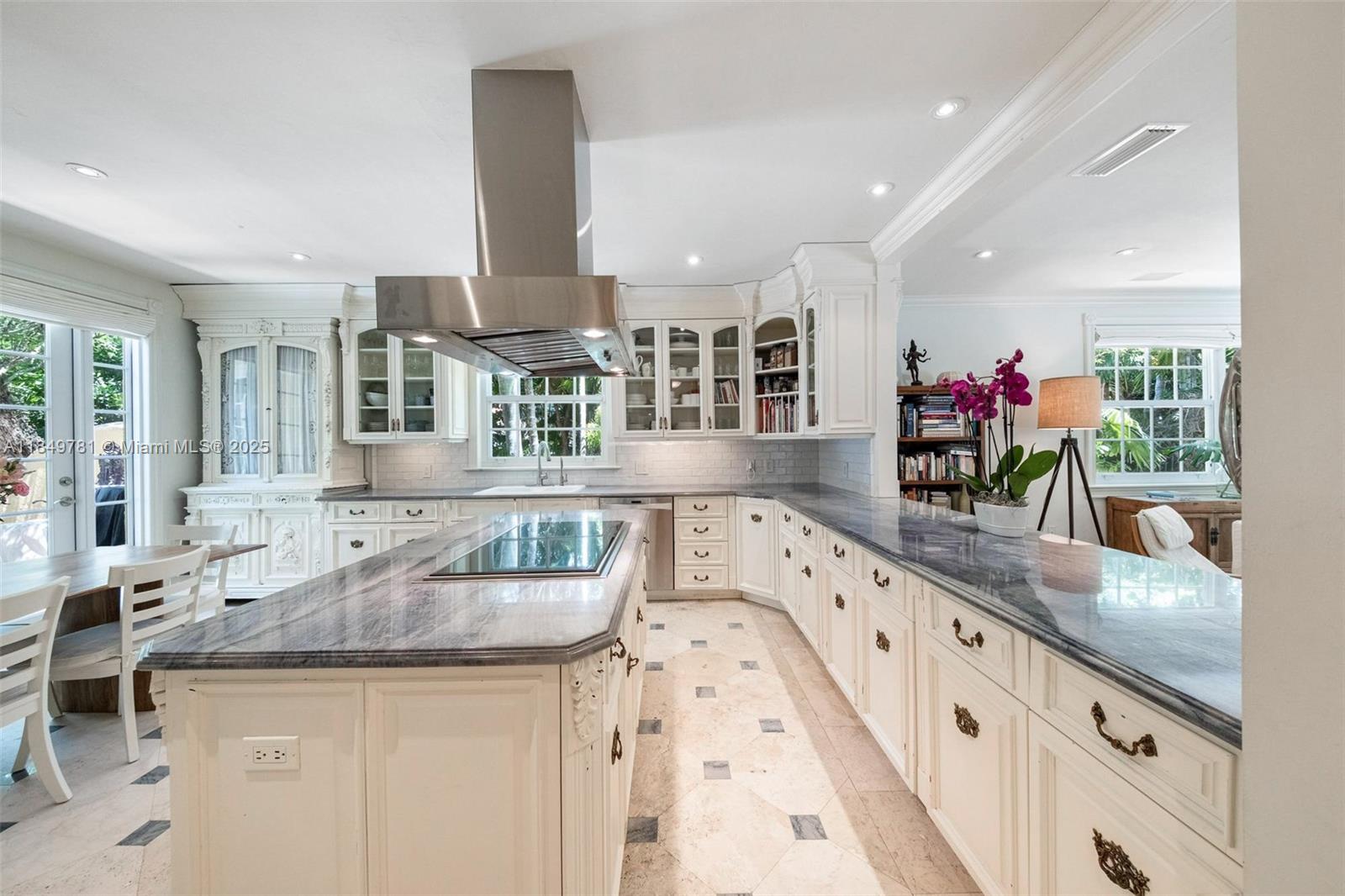 FAIRCHILD OAKS - Residential