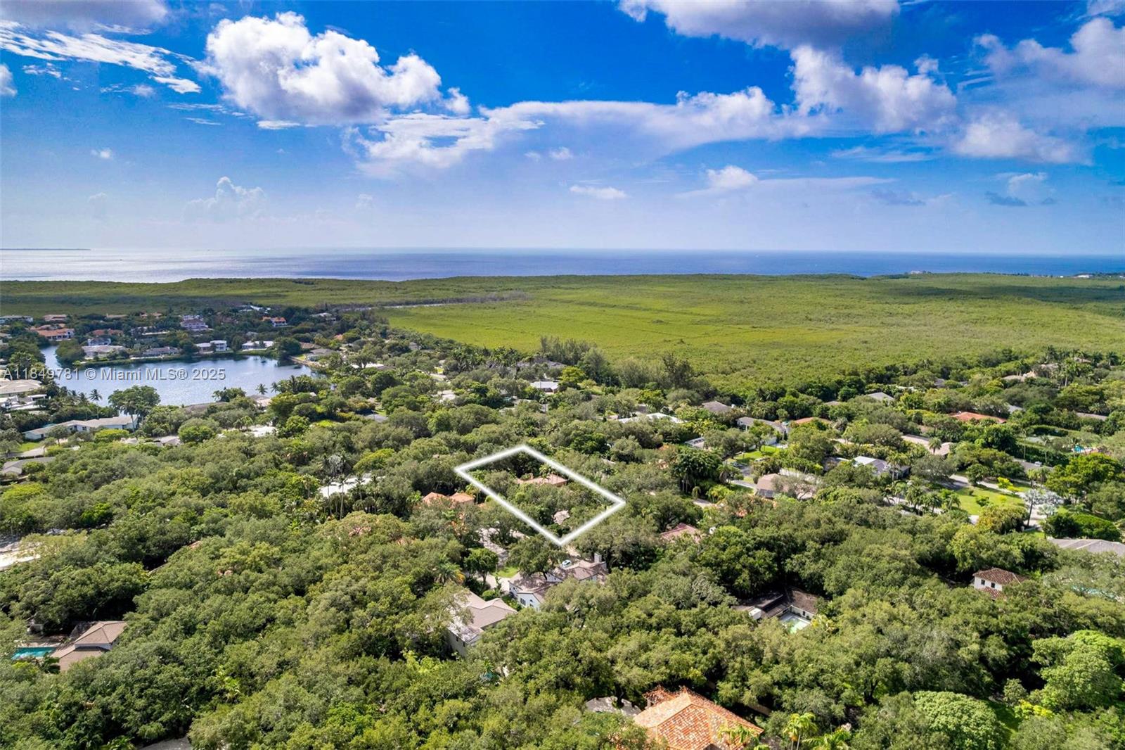 FAIRCHILD OAKS - Residential