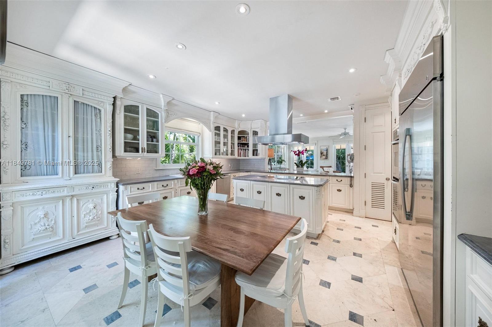 FAIRCHILD OAKS - Residential