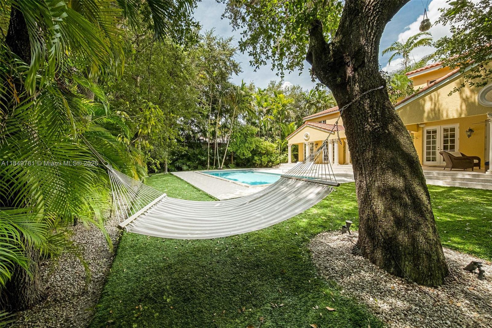 FAIRCHILD OAKS - Residential