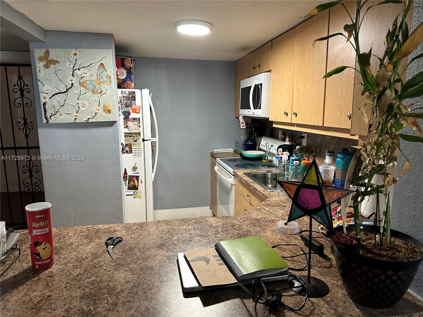 PALMETTO SPRINGS CONDO VI - Residential