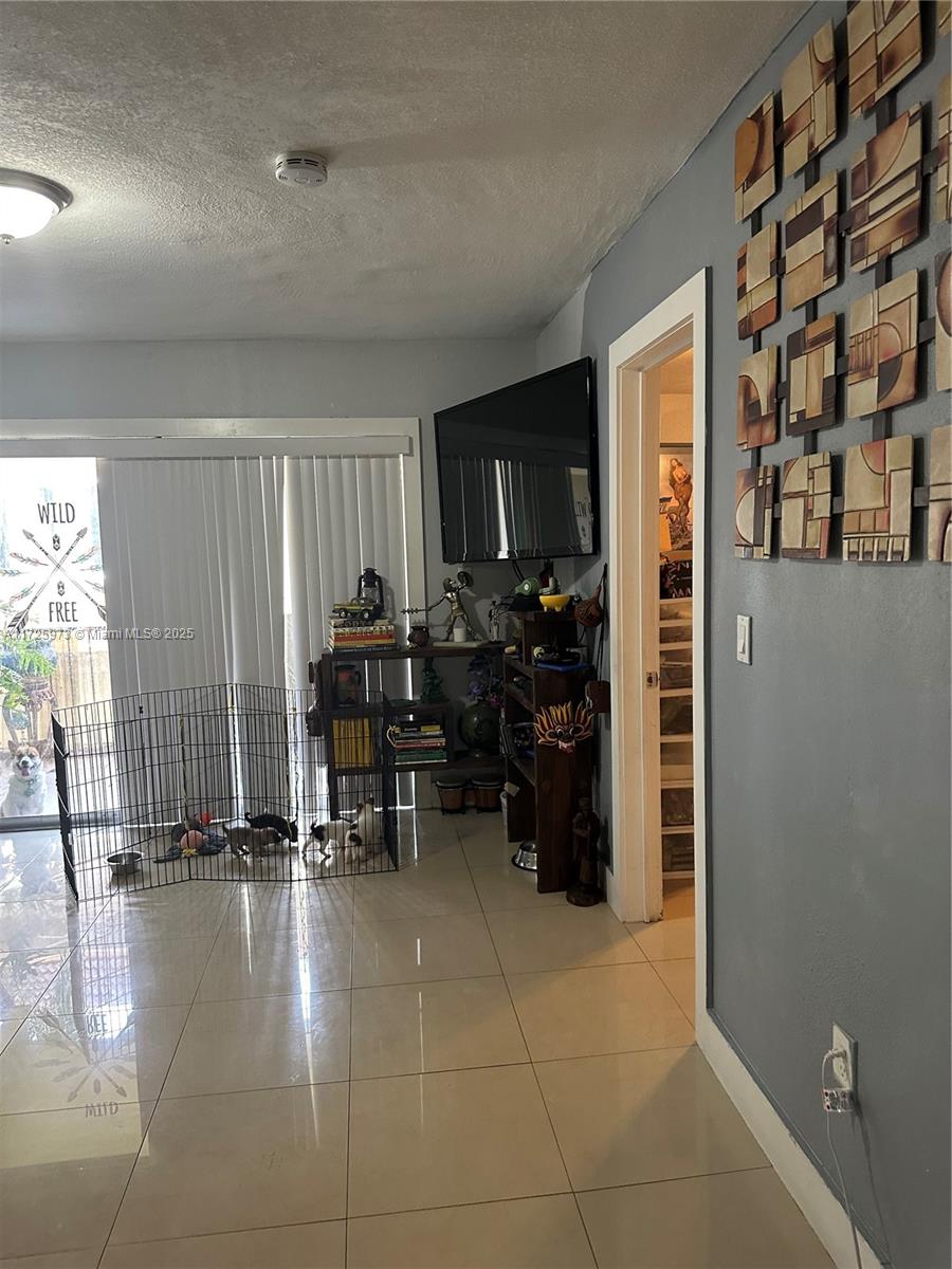 PALMETTO SPRINGS CONDO VI - Residential