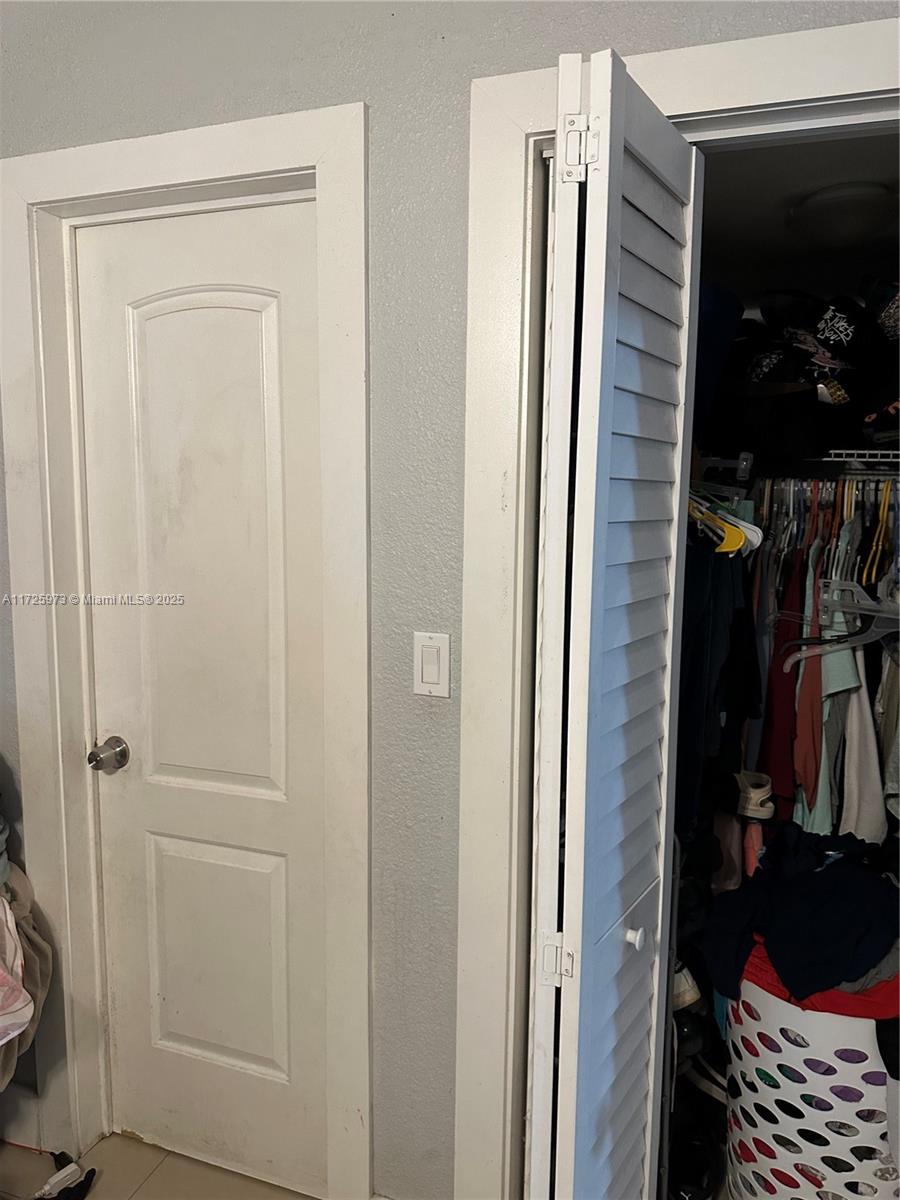PALMETTO SPRINGS CONDO VI - Residential
