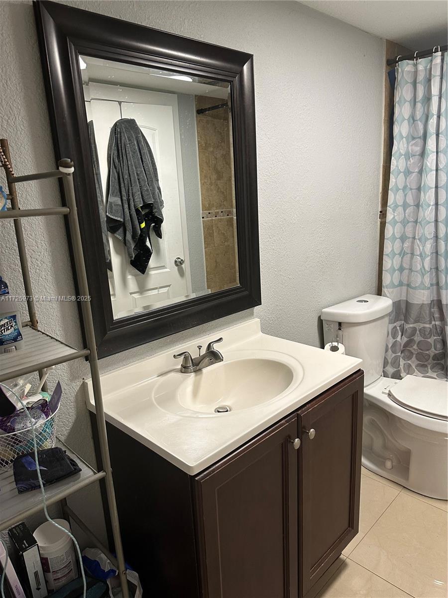 PALMETTO SPRINGS CONDO VI - Residential