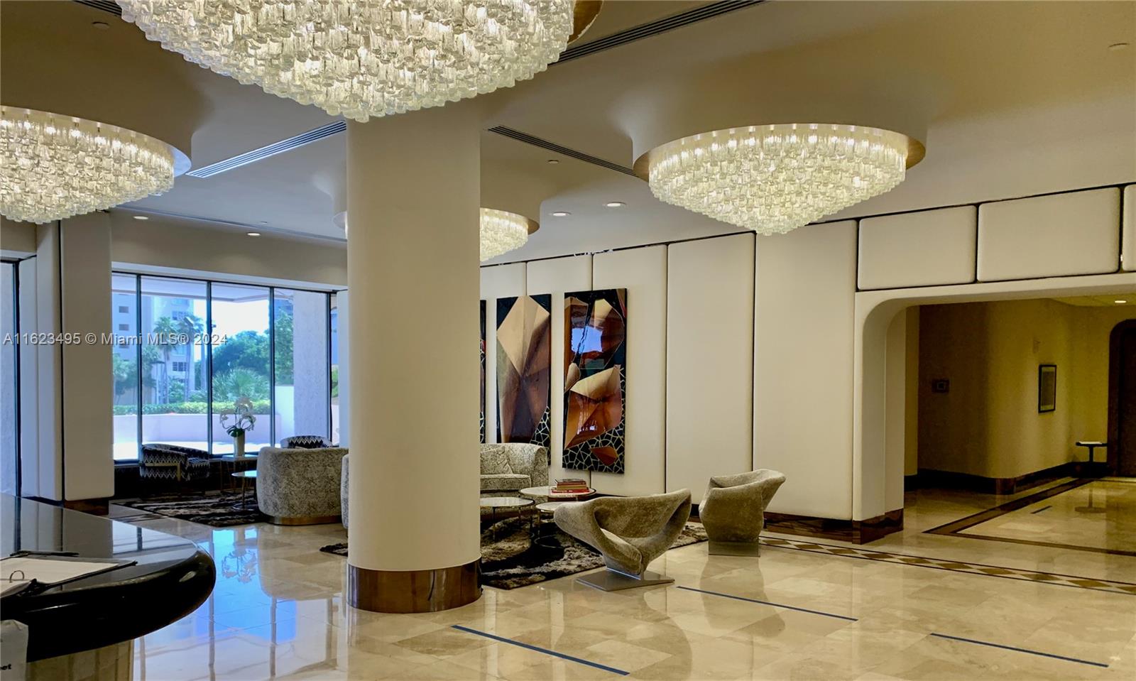 CRICKET CLUB CONDO - Residential