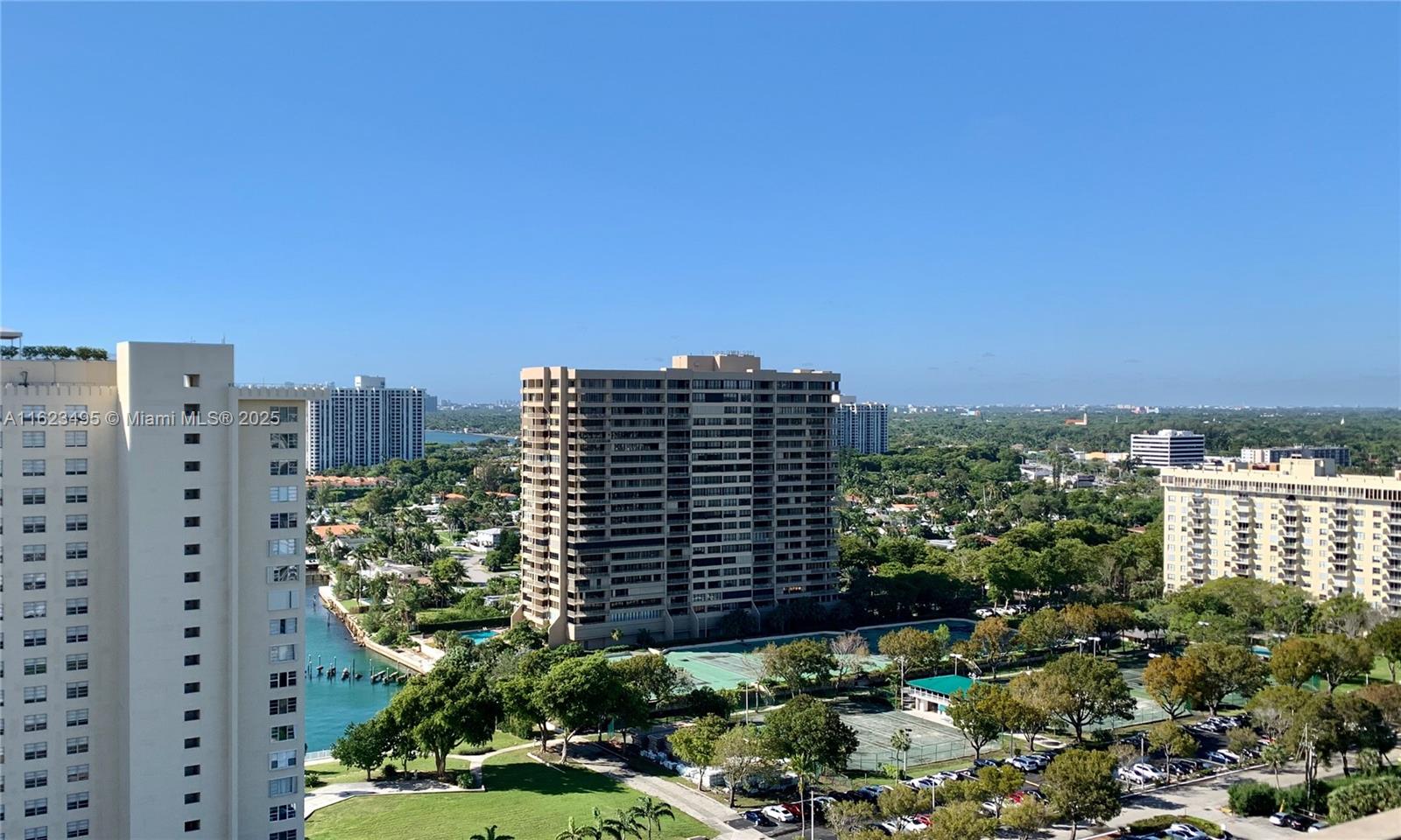 CRICKET CLUB CONDO - Residential