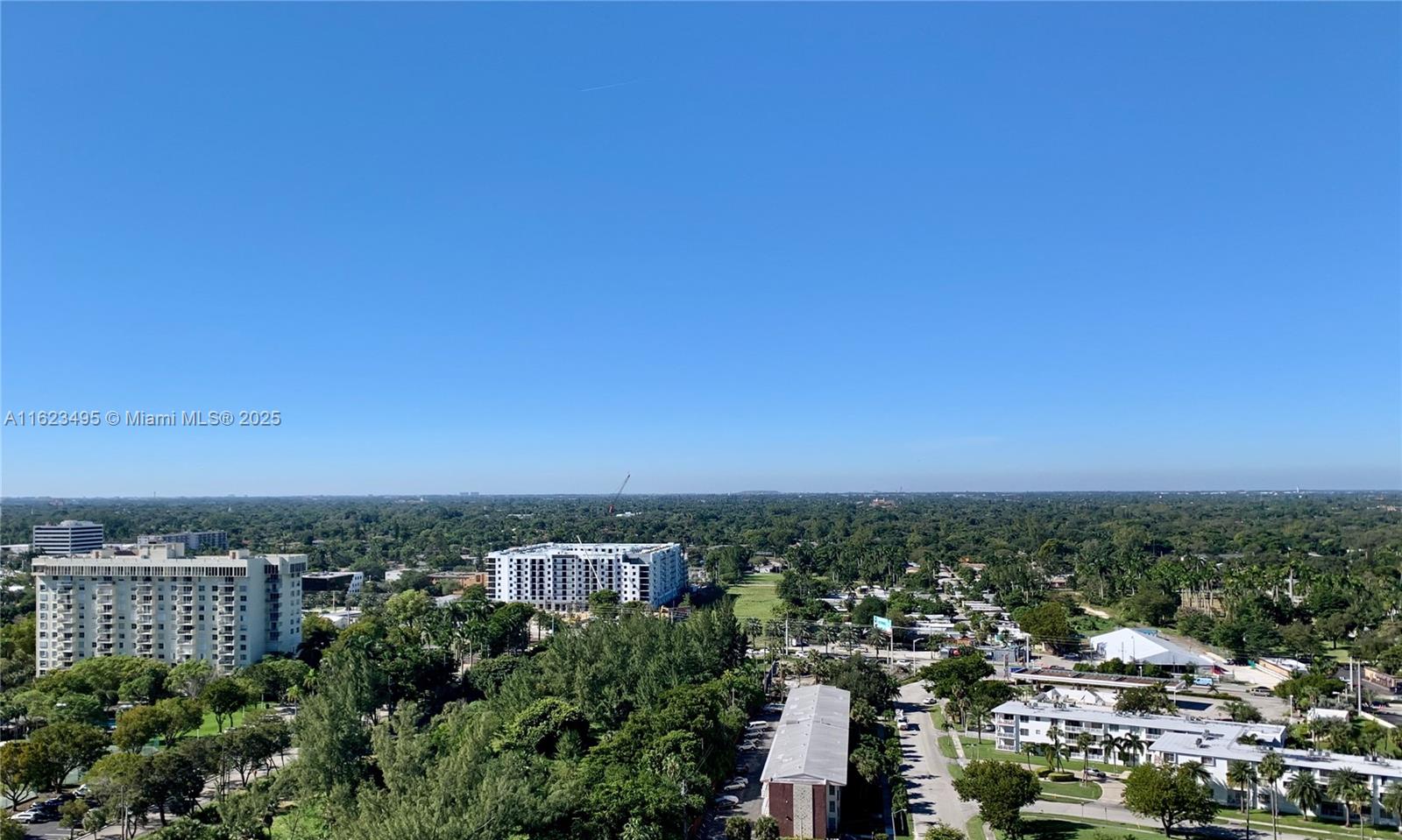 CRICKET CLUB CONDO - Residential