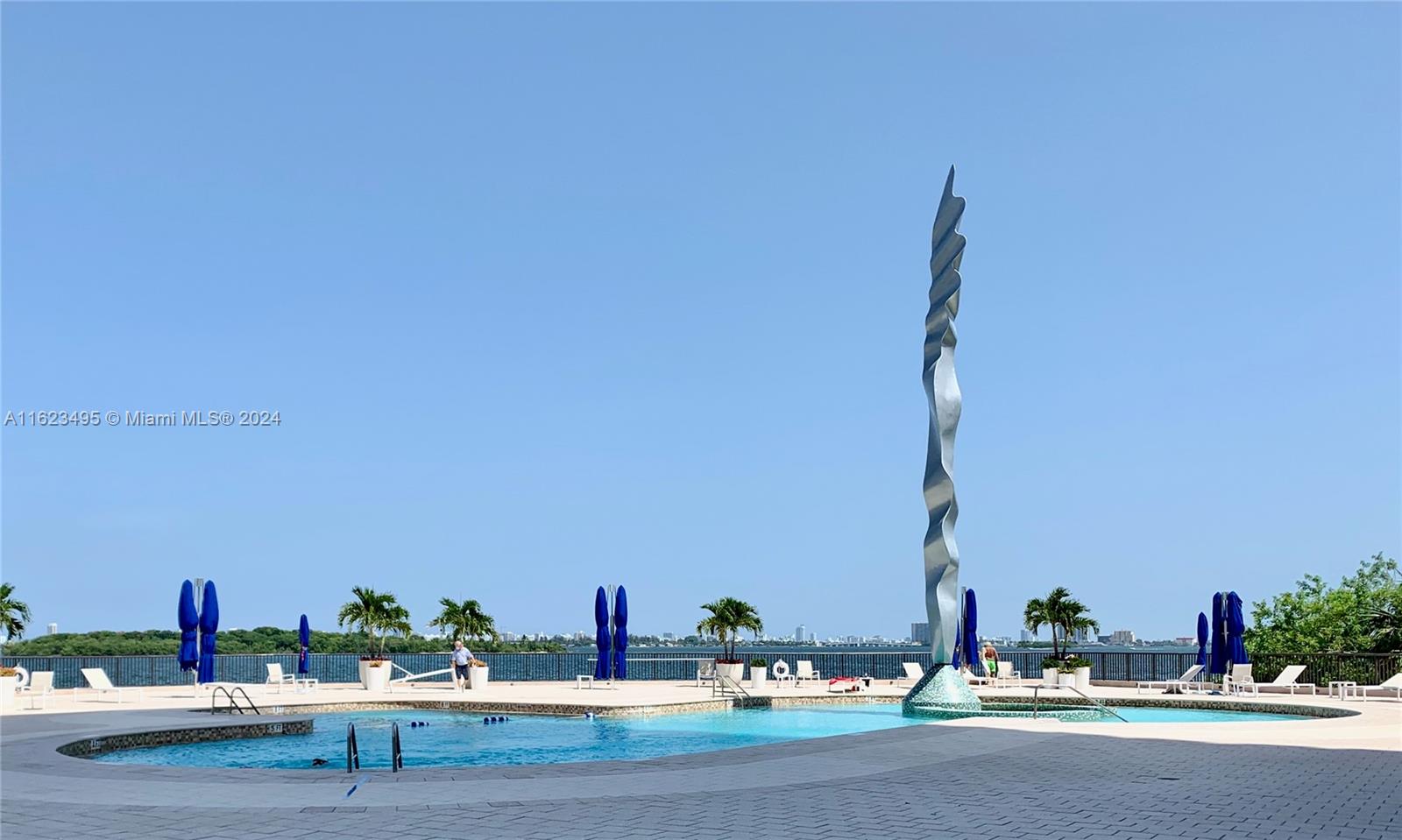 CRICKET CLUB CONDO - Residential