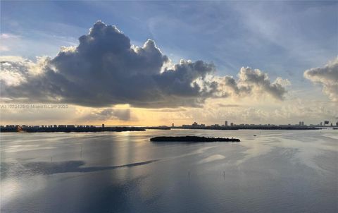 1800 NE 114TH ST 2309 Miami FL 33181