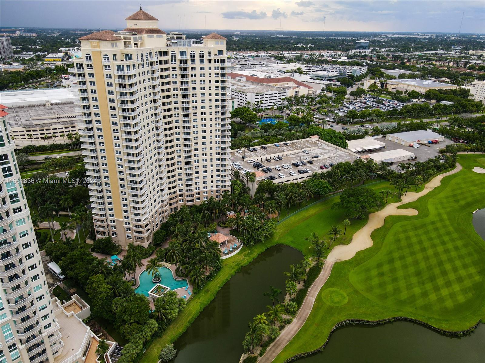 *Exclusive Investment Opportunity in Turnberry Towers, Aventura!*
This stunning 21st-floor condo offers breathtaking ocean views from the balcony, creating a serene oasis in the sky. The one-bedroom unit is a prime investment with a reliable tenant already in place, just two months into a one-year lease, and willing to extend for up to three years. This turnkey property offers immediate rental income and is perfect for investors looking for stability and growth in a sought-after location. Don’t miss out on this rare chance to own a slice of luxury in an iconic tower!