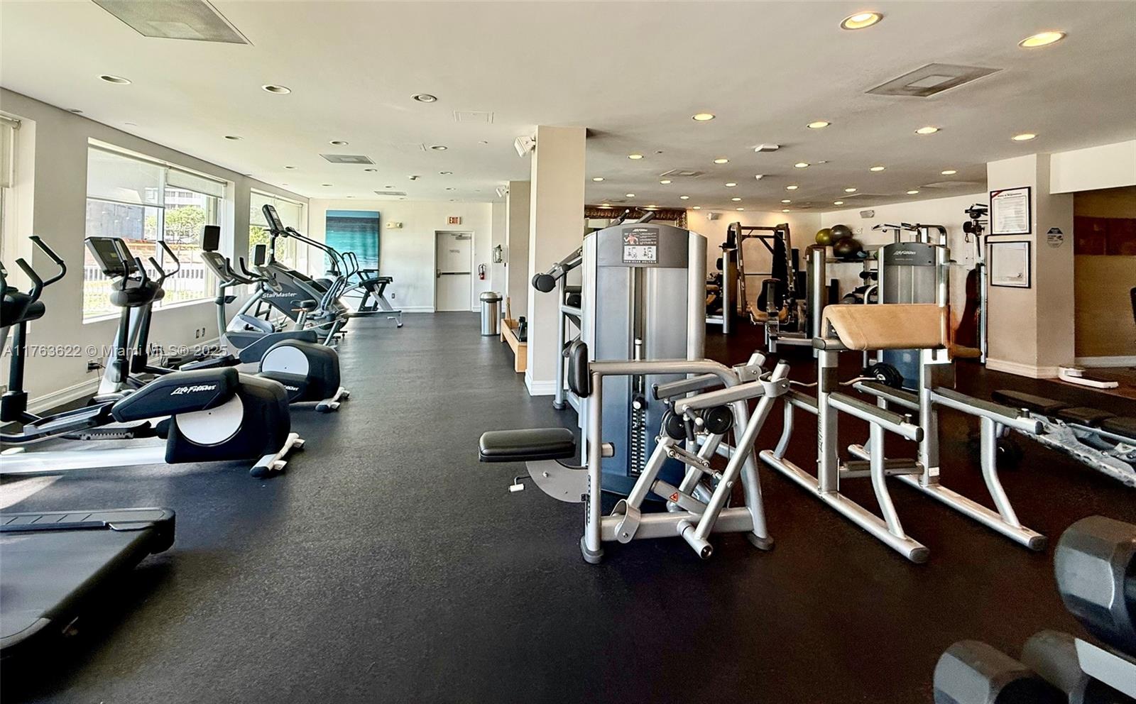 BRICKELL TOWNHOUSE CONDO - Residential