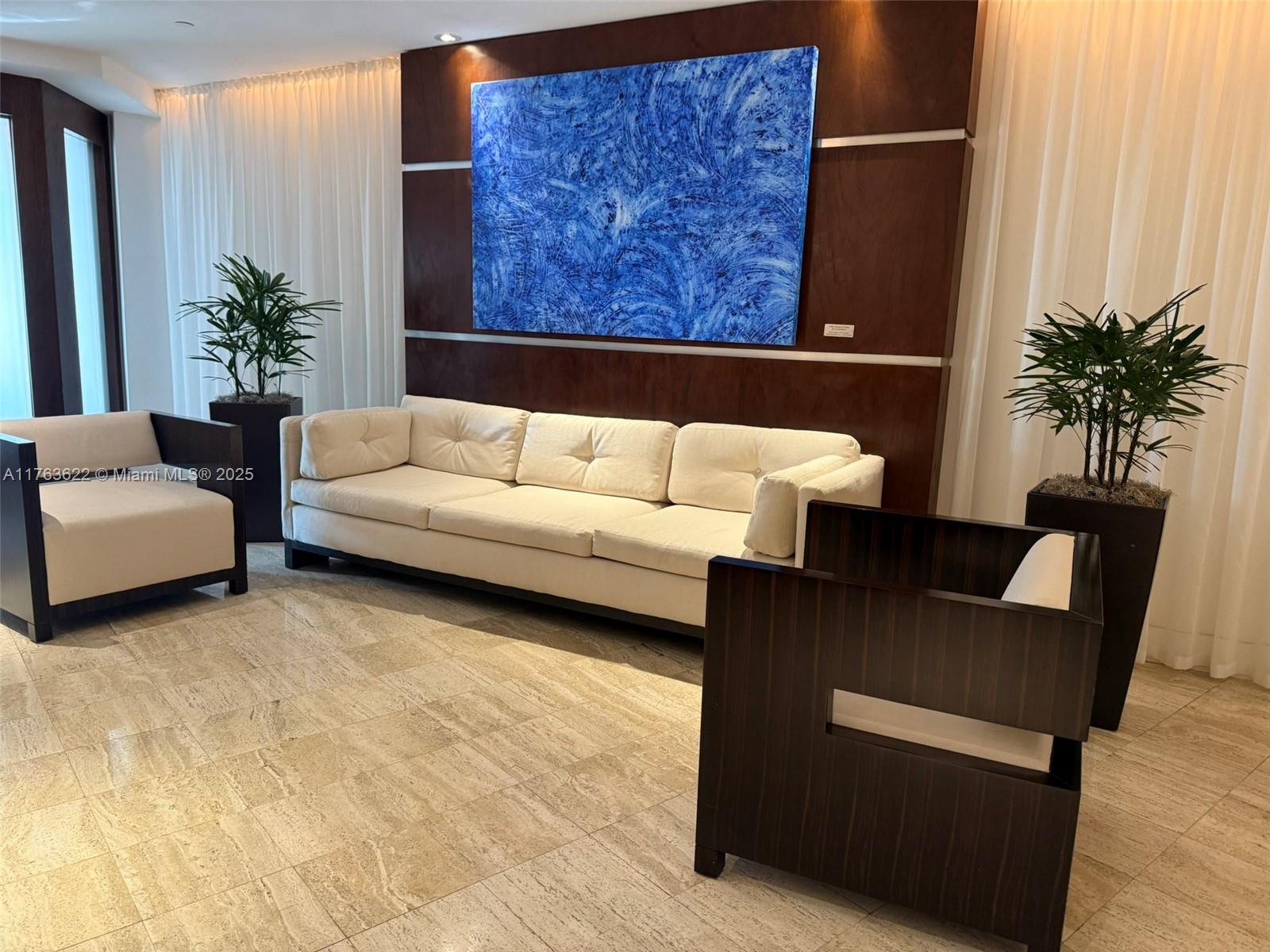 BRICKELL TOWNHOUSE CONDO - Residential