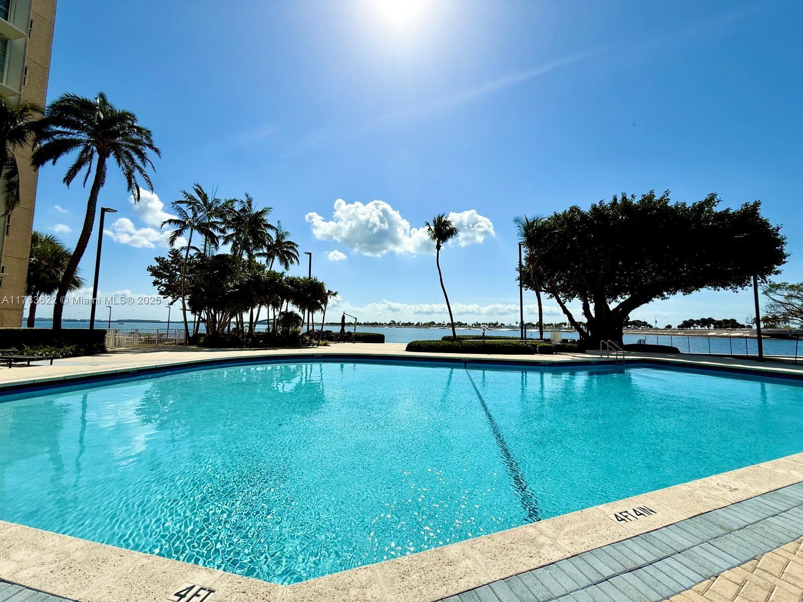 BRICKELL TOWNHOUSE CONDO - Residential