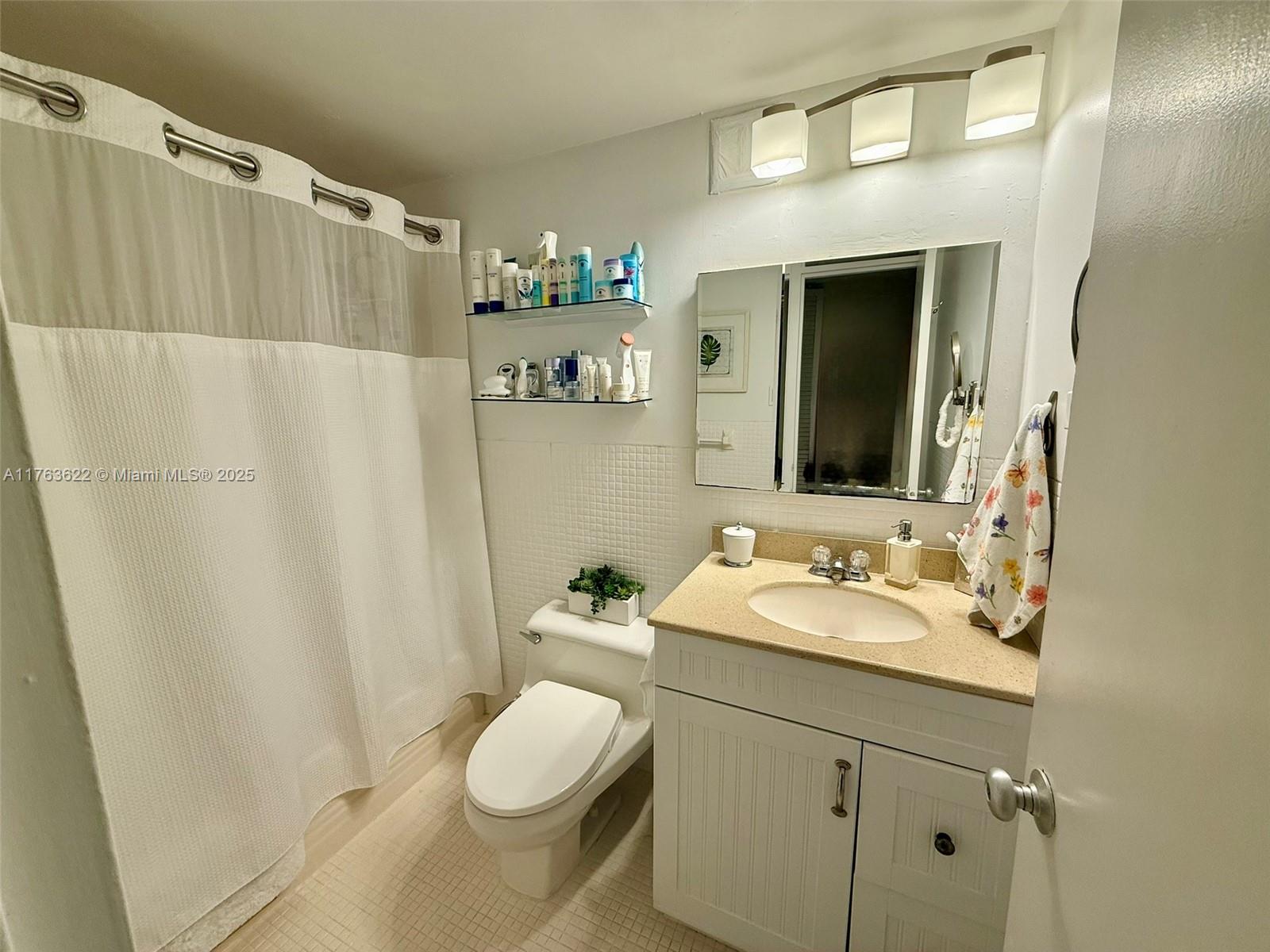 BRICKELL TOWNHOUSE CONDO - Residential