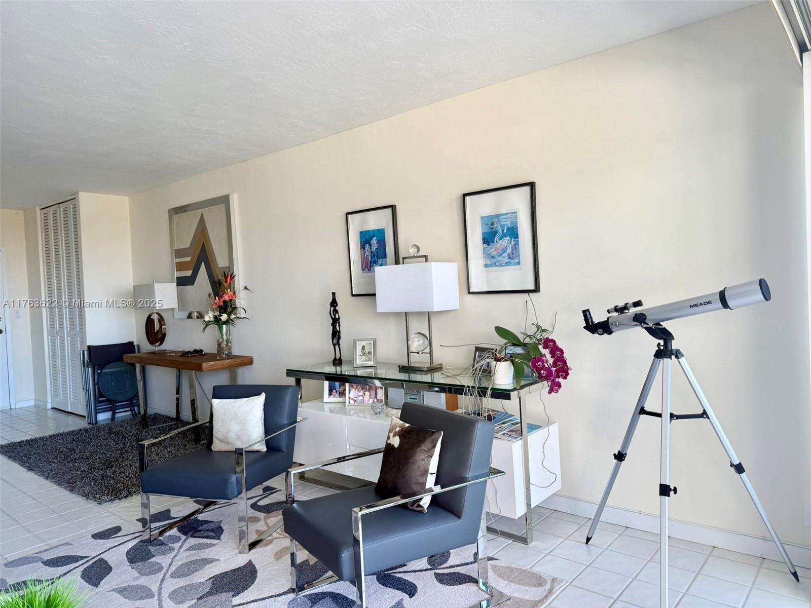 BRICKELL TOWNHOUSE CONDO - Residential