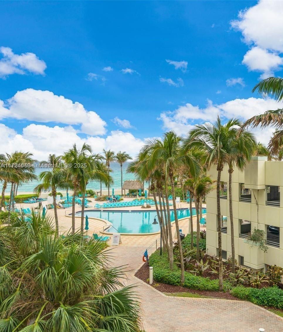 Property for Sale at 3801 S Ocean Dr 3K, Hollywood, Broward County, Florida - Bedrooms: 1 
Bathrooms: 1  - $439,000