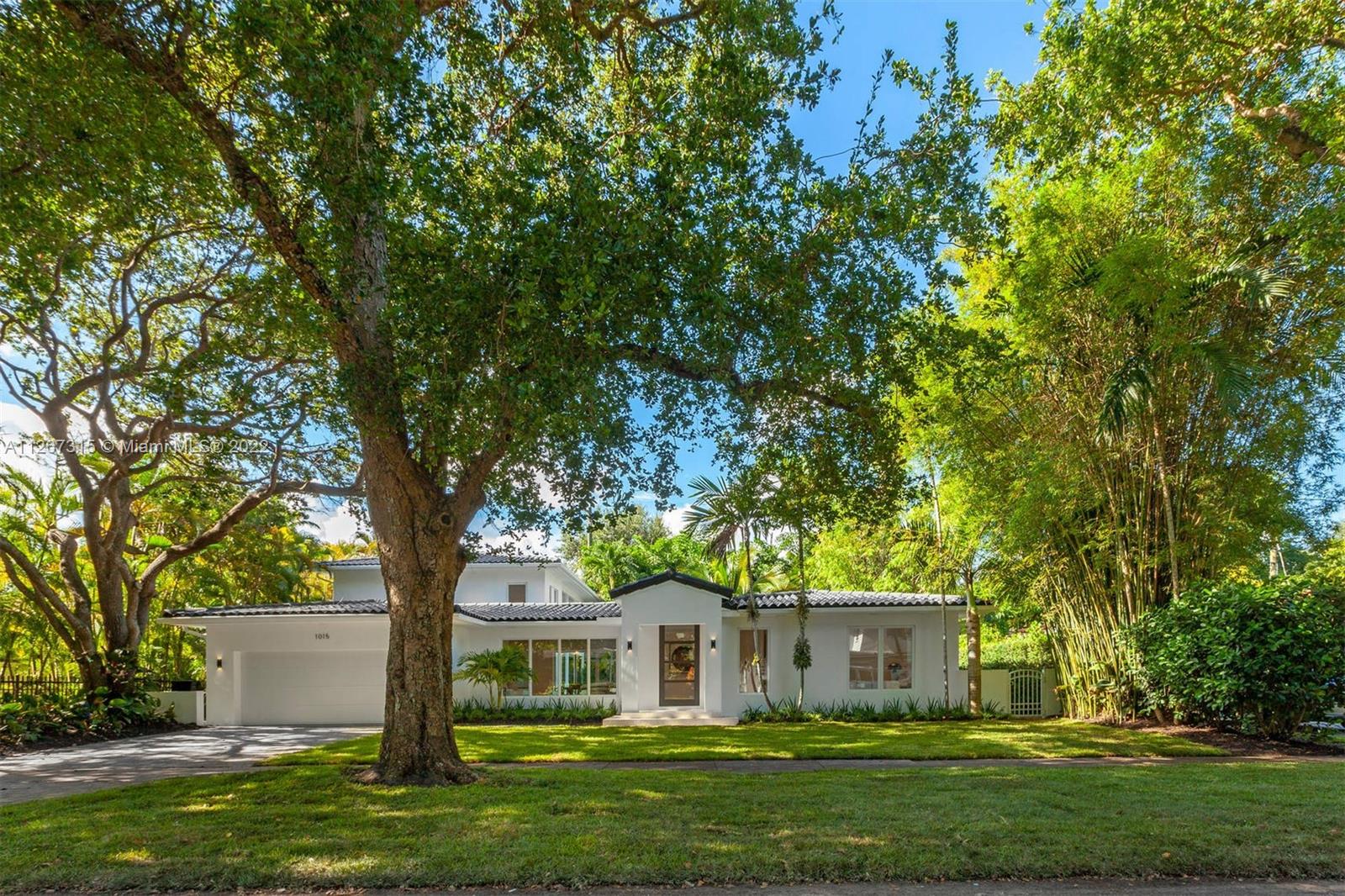 C GABLES RIVIERA SEC 12 - Residential