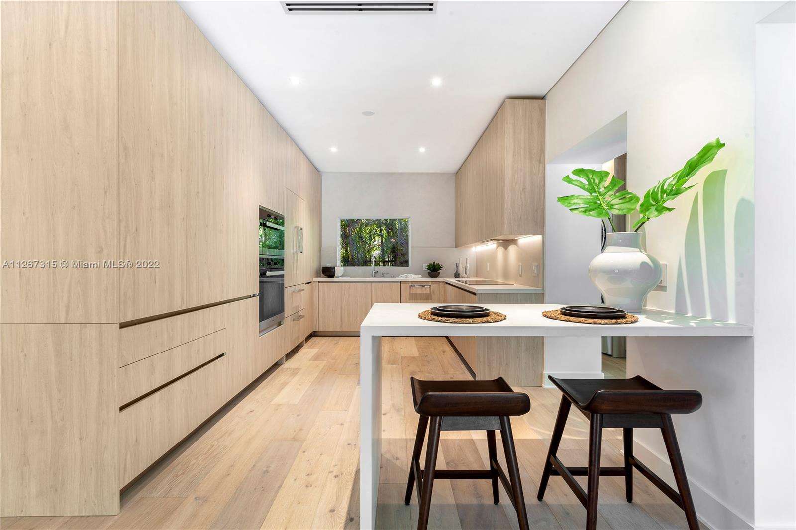 C GABLES RIVIERA SEC 12 - Residential