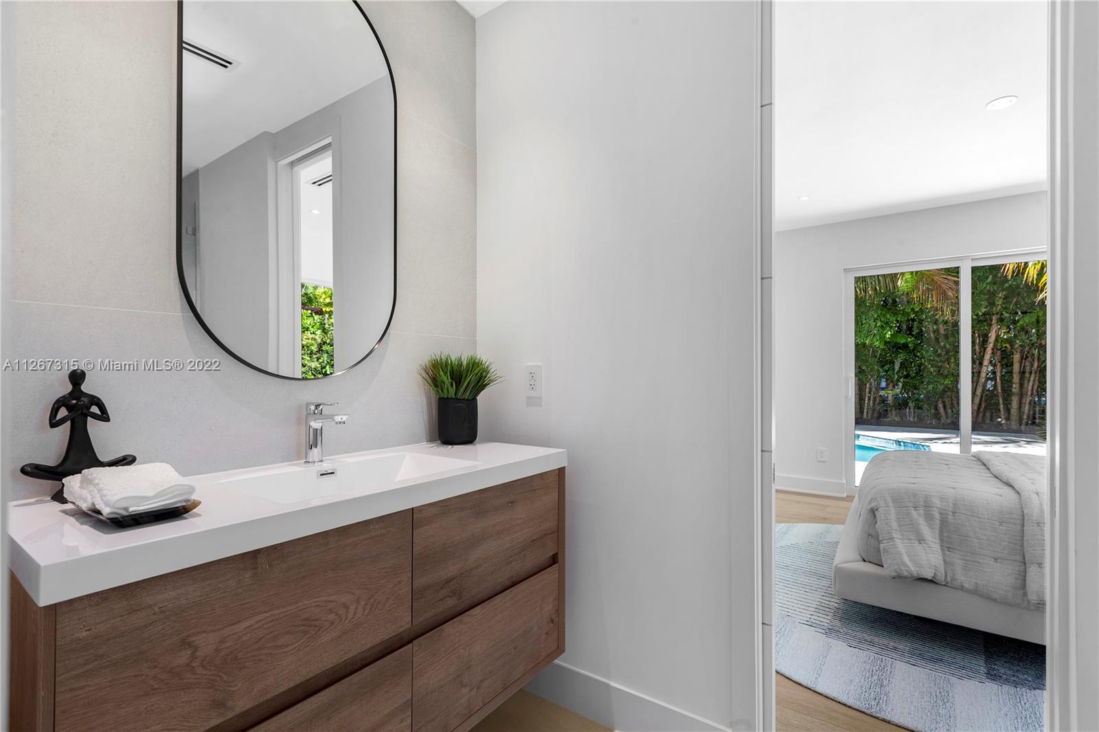 C GABLES RIVIERA SEC 12 - Residential