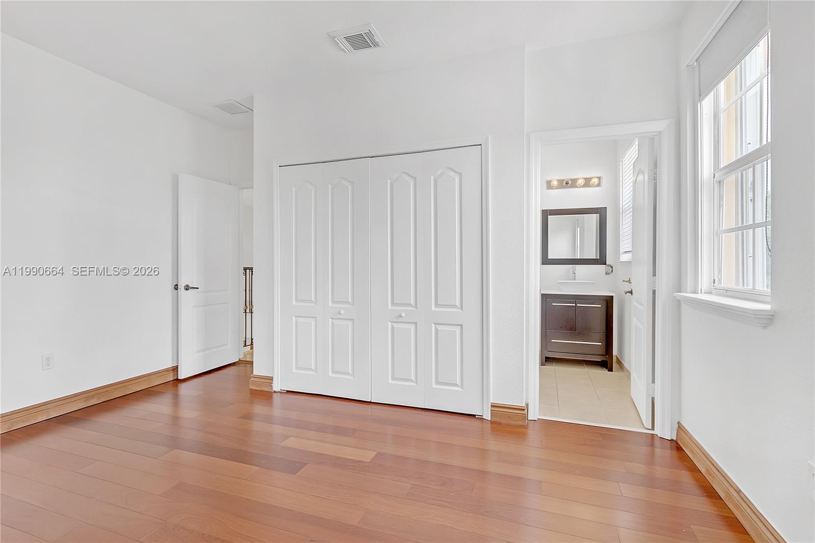 DORAL ISLES NORTH SEC ONE - Residential Lease