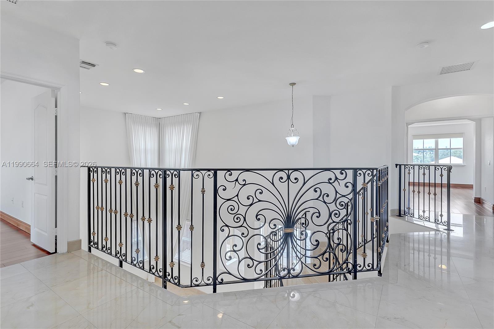 DORAL ISLES NORTH SEC ONE - Residential Lease