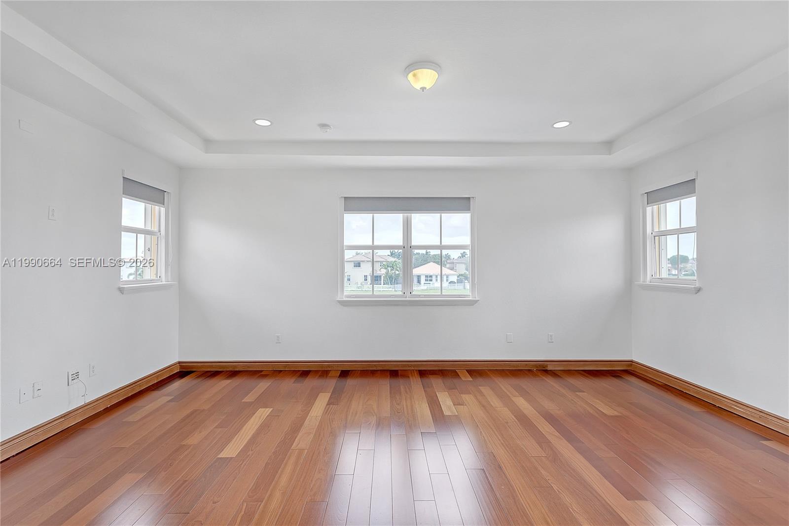 DORAL ISLES NORTH SEC ONE - Residential Lease