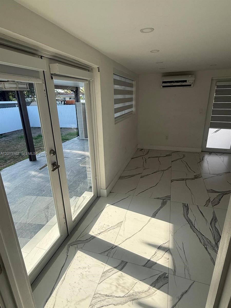 MYRTLE GROVE 1ST ADDN - Residential
