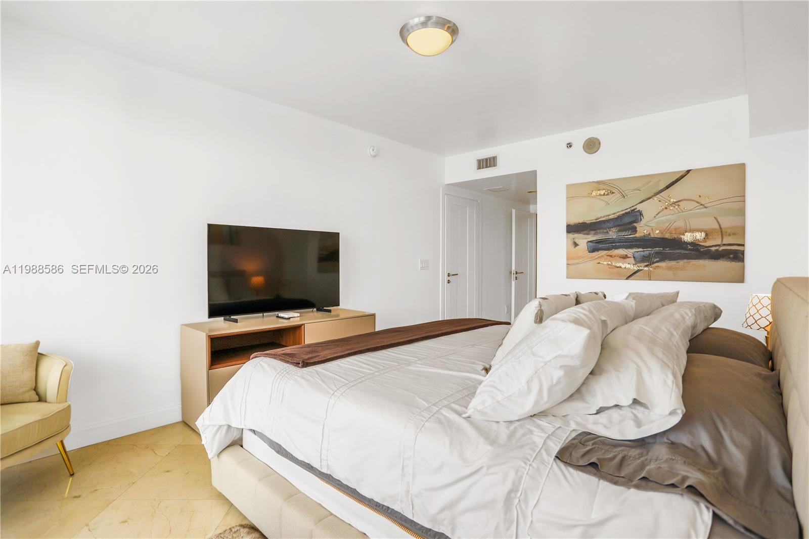 BEACH CLUB TWO CONDO - Residential Lease