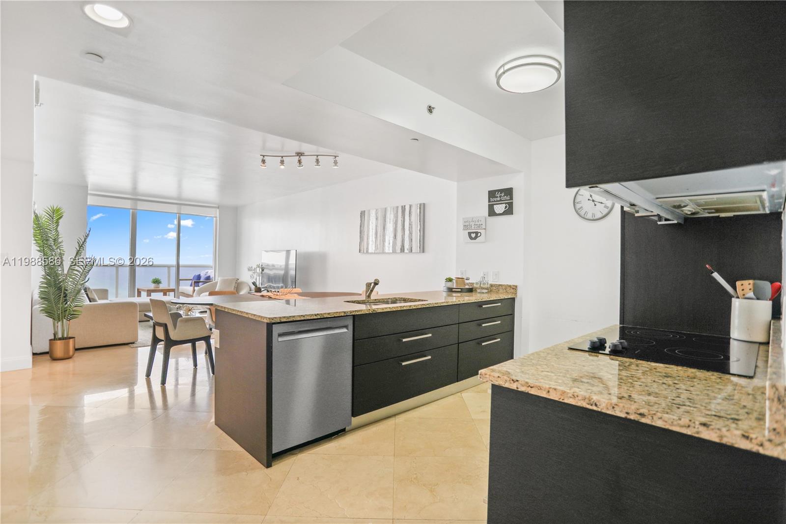 BEACH CLUB TWO CONDO - Residential Lease