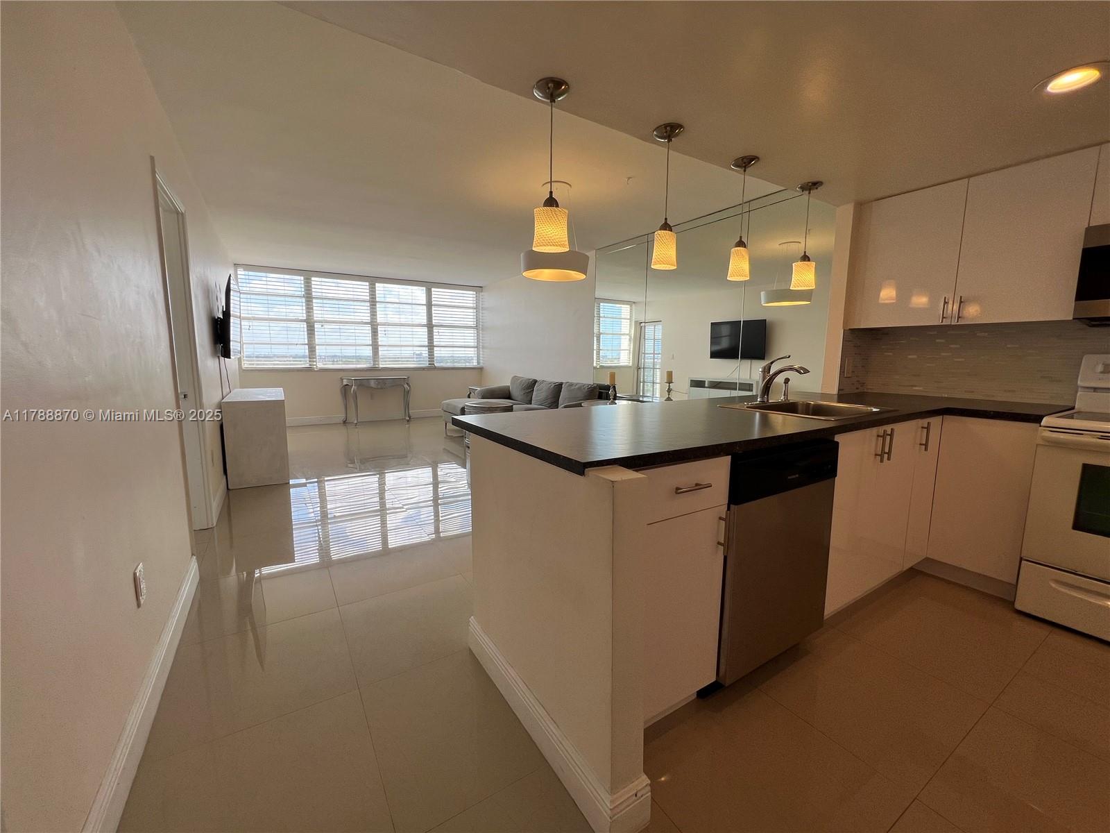 Property for Sale at 1351 Ne Miami Gardens Dr 1611E, Miami, Broward County, Florida - Bedrooms: 1 
Bathrooms: 1  - $195,000