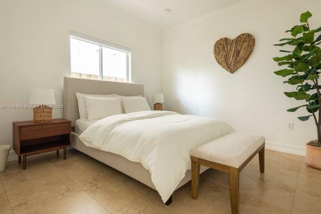 RIEUMONT ESTATES - Residential Lease