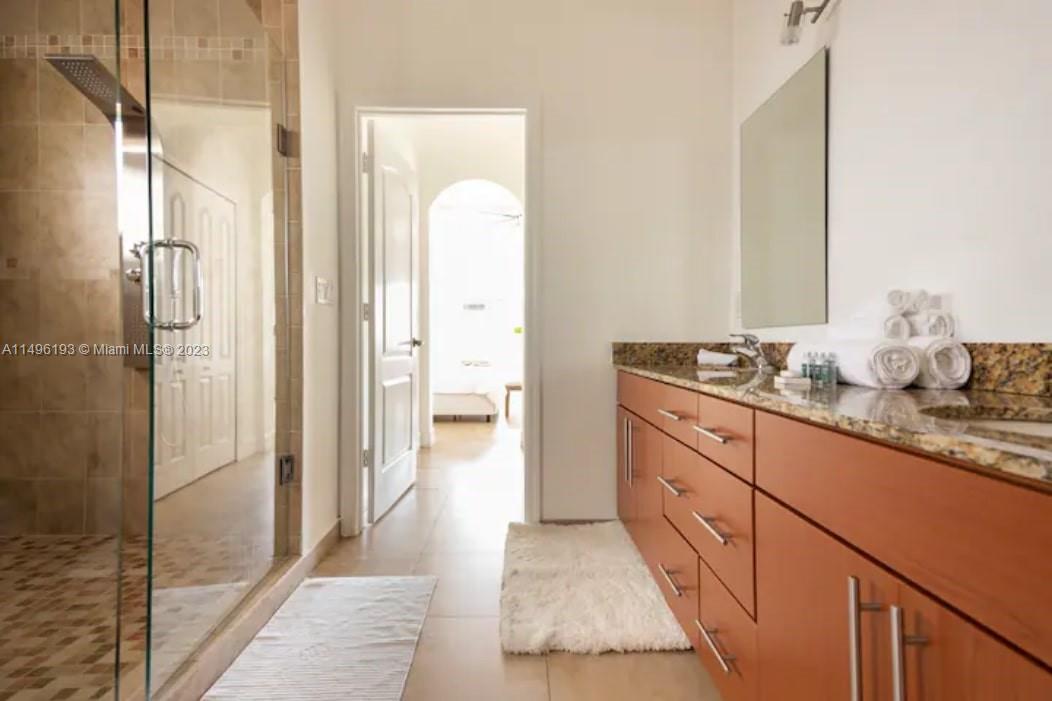 RIEUMONT ESTATES - Residential Lease