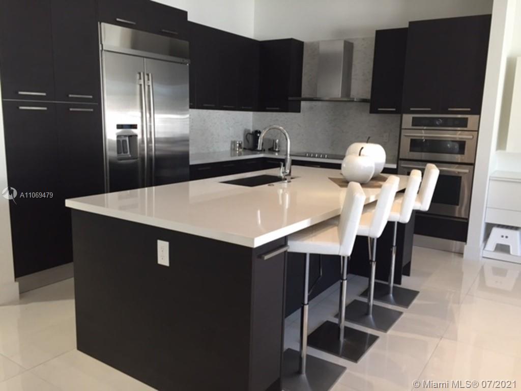Oasis Park Square/Doral - Residential