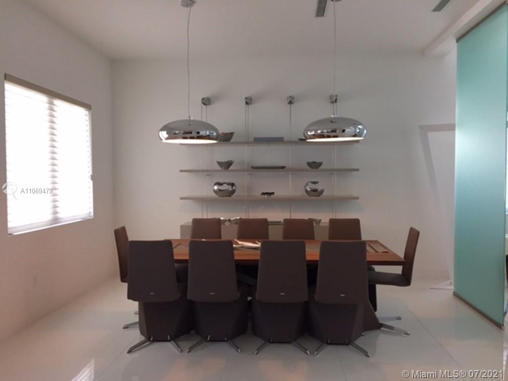 Oasis Park Square/Doral - Residential