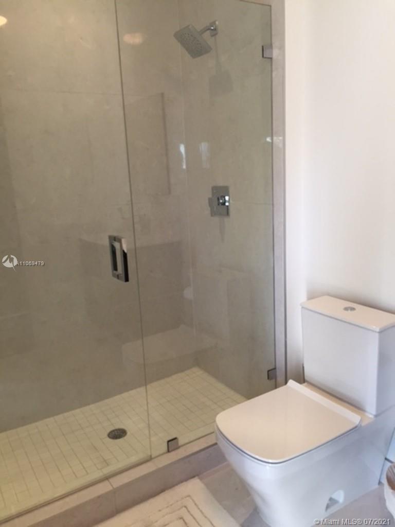 Oasis Park Square/Doral - Residential