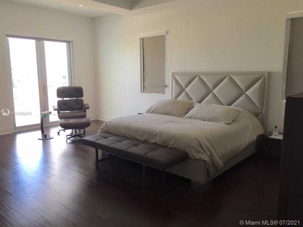 Oasis Park Square/Doral - Residential