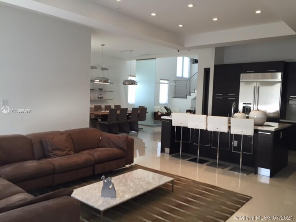 Oasis Park Square/Doral - Residential
