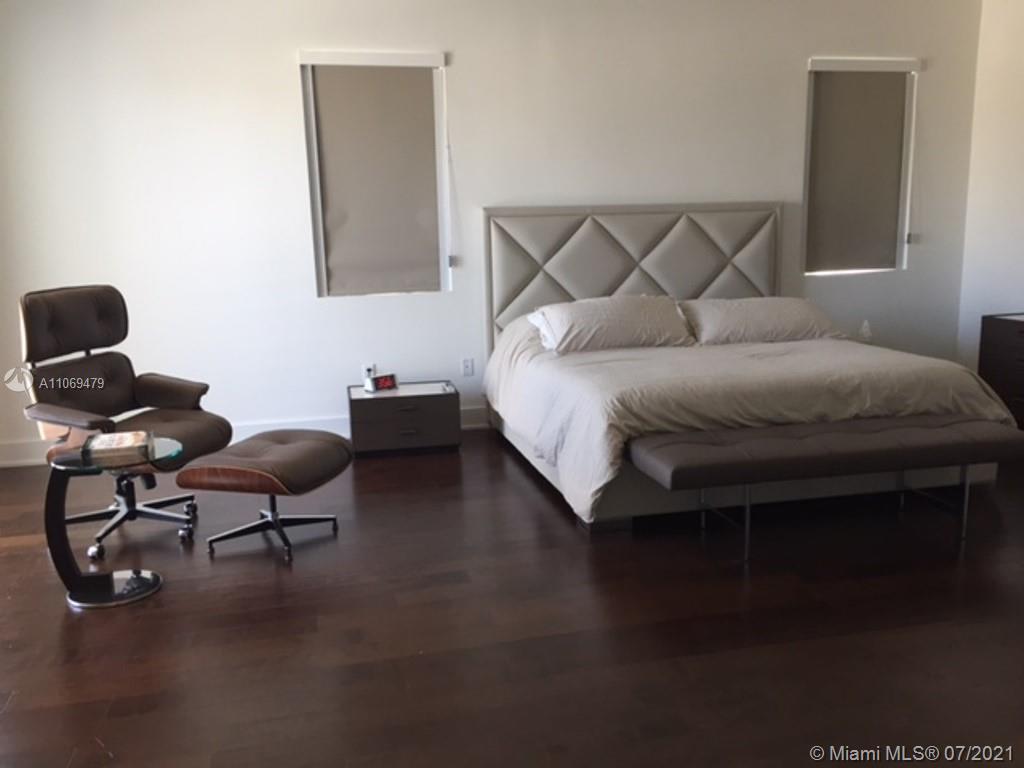 Oasis Park Square/Doral - Residential