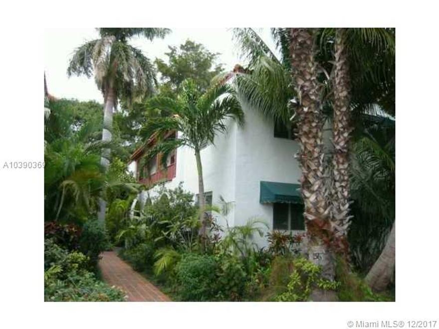 Old world charm, 1 block to Lincoln Rd., quaint (8) unit building, nestled within with lush gardens, currently onMiami Beach Garden Tour,with seating. High ceilings, wood floors, open layout,shopping within steps. Owner takes pride in unit and will have beautifully refreshed, prior to move-in date; painting, floors, updates. Available 3.15 Easy to show, call agent.