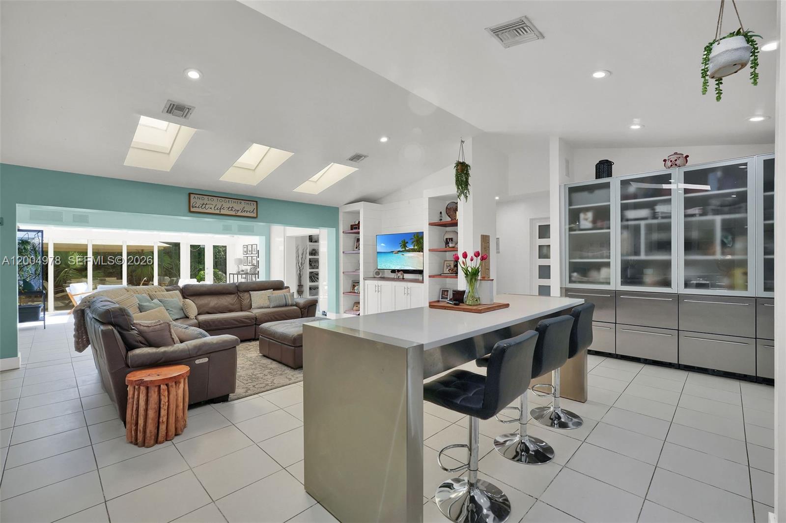 WEITZER SHAUNA MEADOWS SE - Residential